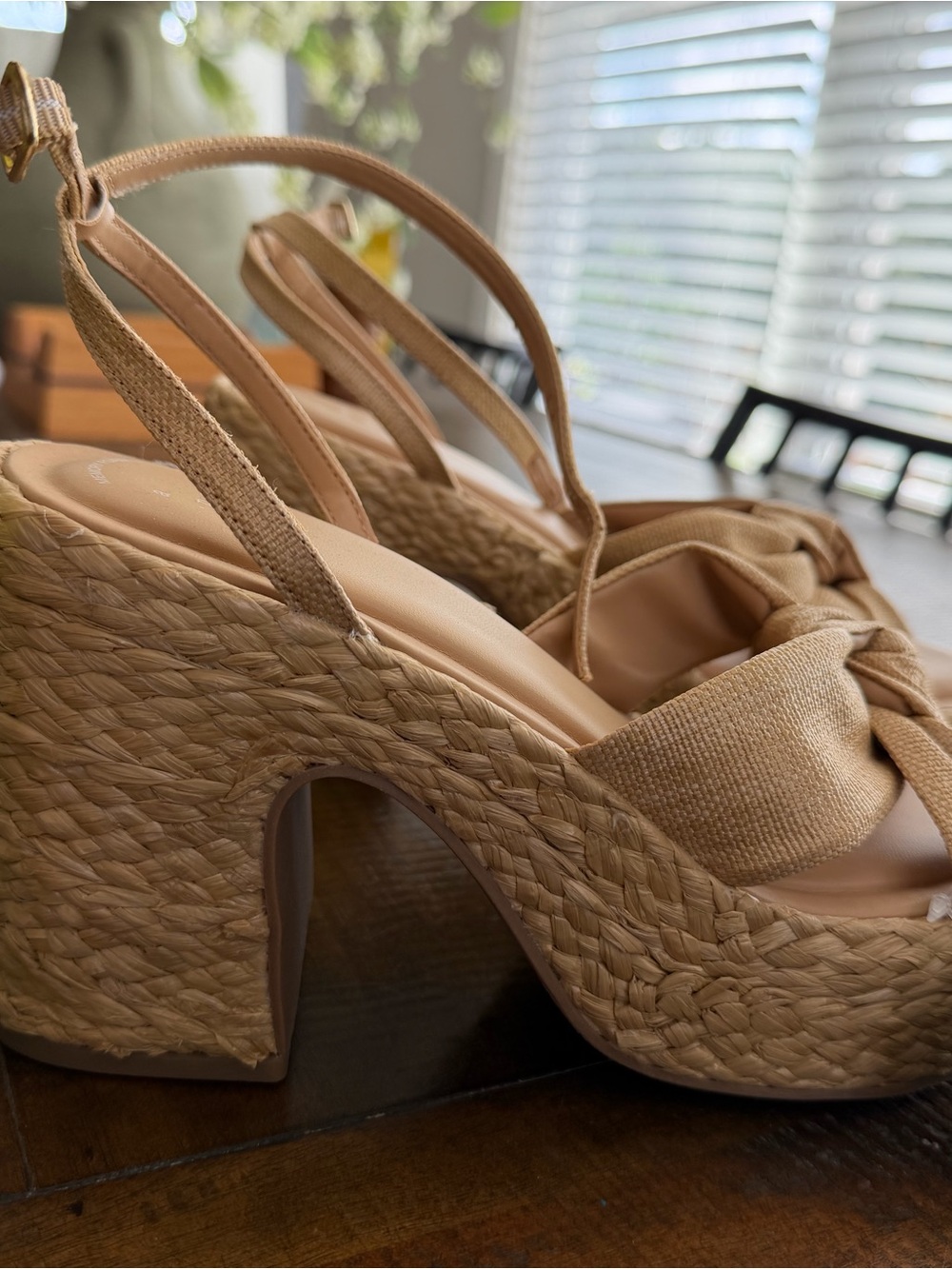NWT Platform Rafia Heeled Sandals - Picture 4 of 5